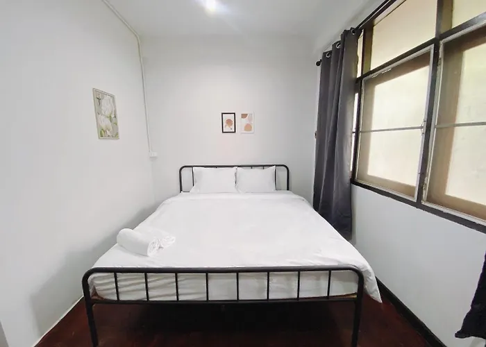 Apartment Bao The Giant Swing - เบา ศาลเจ้าพ่อเสือ ถนนตะนาว Bangkok